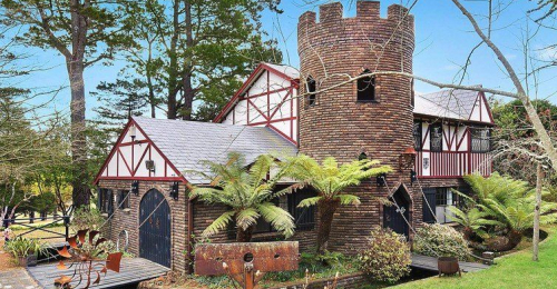  Unique $870k-$930k Property With Tower and Drawbridge For Sale In Nsw, Australia