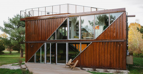 Six Shipping Containers Were Used To Create This Unique Home