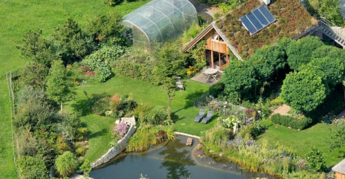 Small Cosy House With Eco Pool, Green Roof and Vegetable Garden