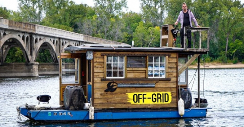 An Off-grid Community of Houseboats Have Taken Over an Island