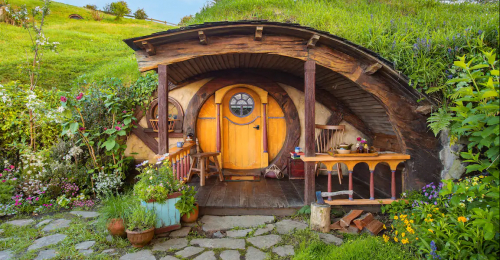 See Inside Bilbo Baggins Own Magnificent Hobbit Hole