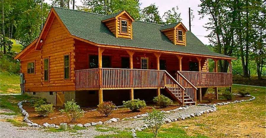 Rustic Log Home Designs With All The Amenities of Contemporary Homes