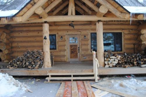 Featured Log Builder Backwoods Log Homes
