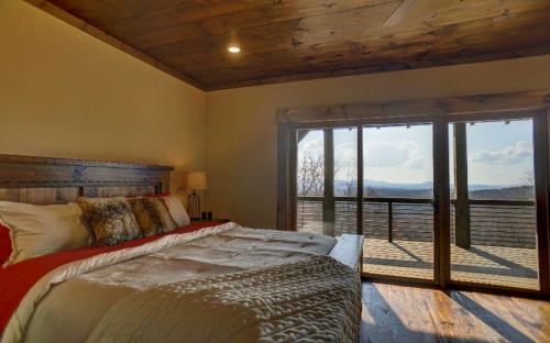 This Ranch Design Is a Rustic Masterpiece With Details Such as Live ...