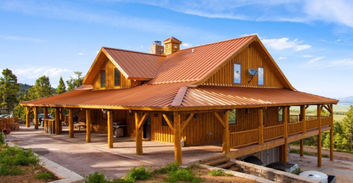 This Customized Country Barn Home Has, Barn Style House Plans With Wrap Around Porch