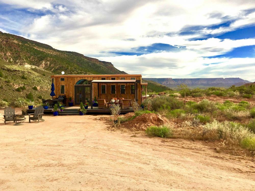The Ark Tiny House Near Zion National Park, Utah