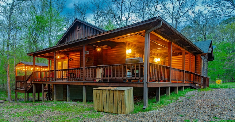 Blue Ridge Cabin Offers Incredible Getaway Experiences In Oklahoma