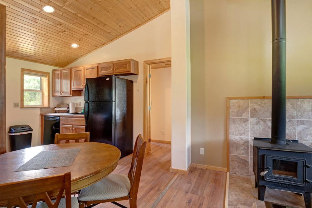 Creekside Cabin with Private Hot Tub In South Fork, Colorado