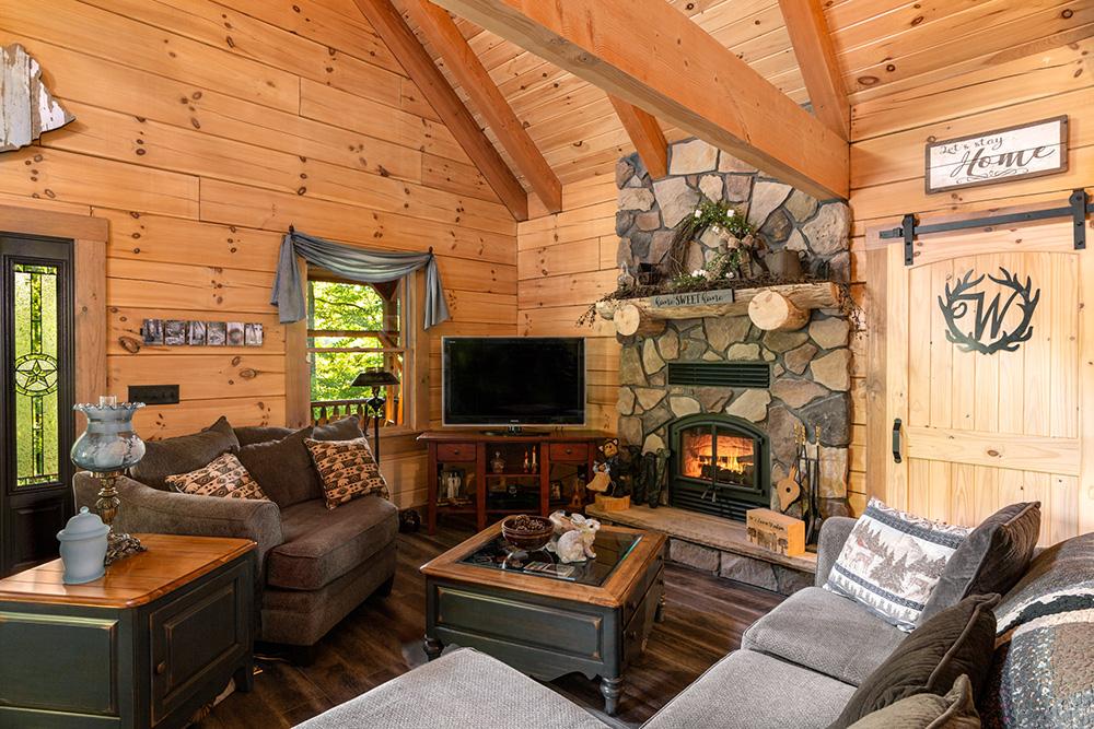 Take A Tour inside This Custom Log Home in Kentucky