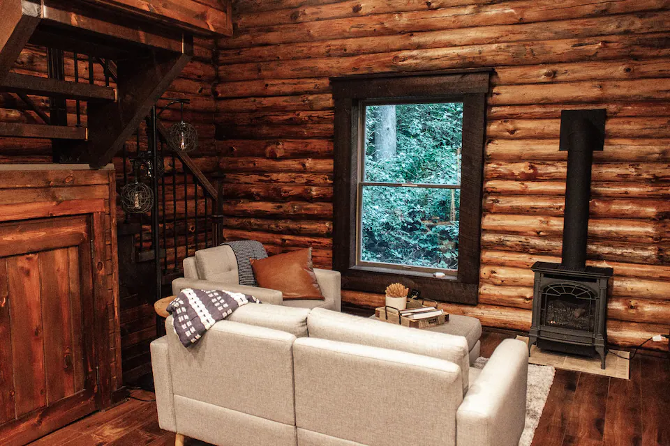 The Art of Selling Your Dream: Unveiling the Magic of a One-Bedroom Cabin