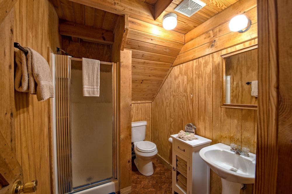 Fall In Love With This Riverfront Rustic Cabin in Townsend, TN