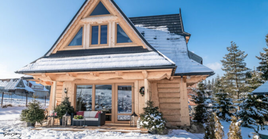 Step Inside This Luxurious And Cozy Log Cabin In Zakopane Region